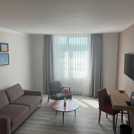 Atrium Krueger Hotel 3*