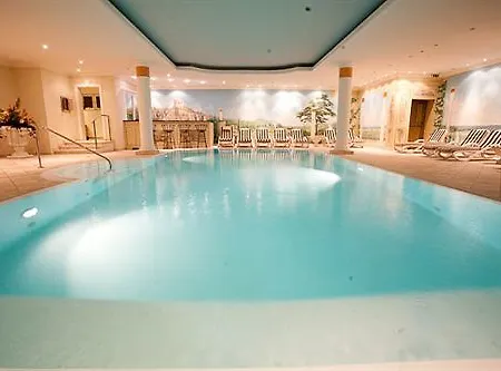 Atrium Krueger Готель Lambrechtshagen